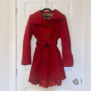 Steve Madden flare peacoat with tie in red